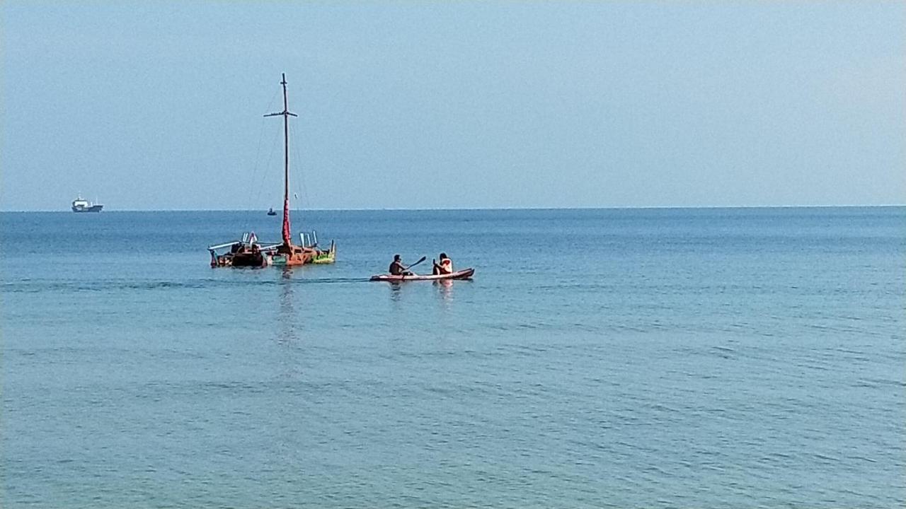 Omah Laut Bondo Jepara Margokerto Exterior foto